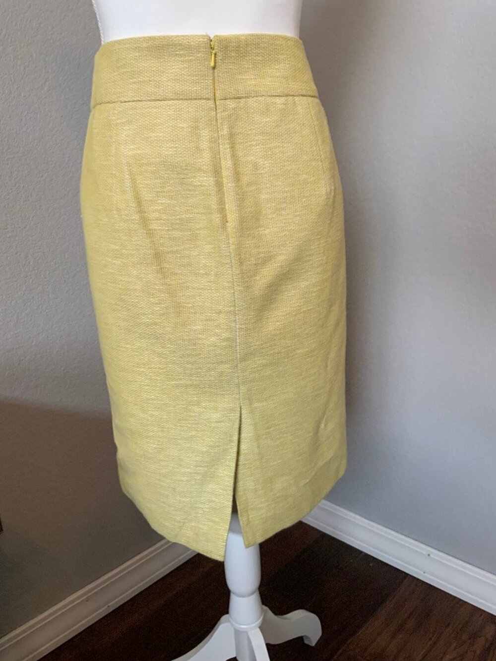 Banana Republic Yellow Two-Piece Skirt Set - Picture 4 of 10
